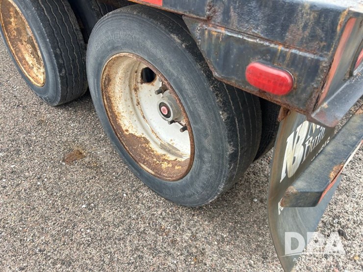 2013-neville-tender-trailer-image-25