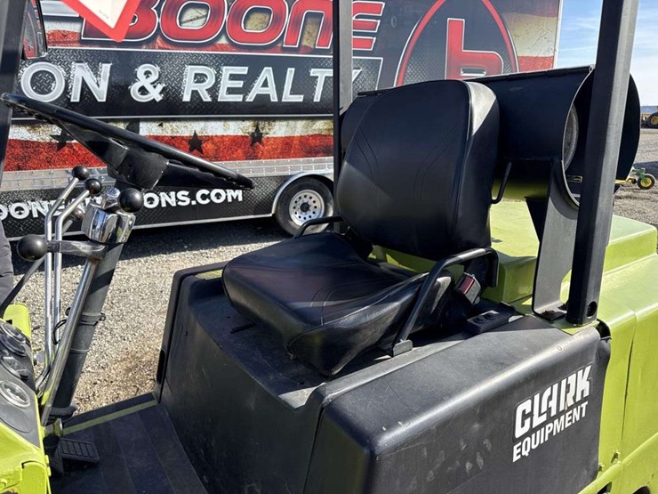 clark-lp-c500-90-fork-lift-image-17