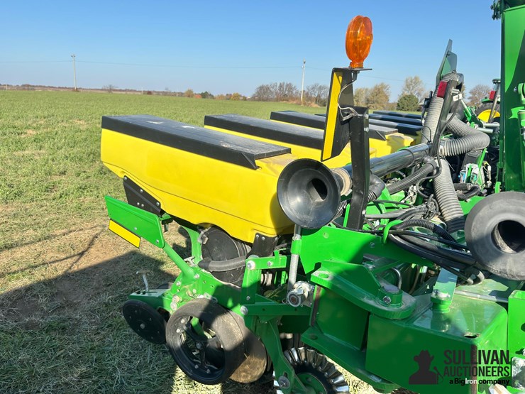 2021-john-deere-1765-image-20