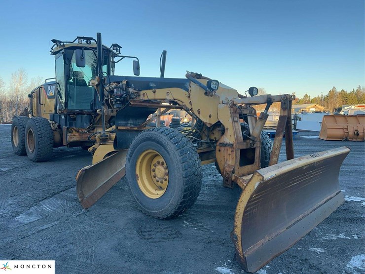 2011-caterpillar-140m-image-3