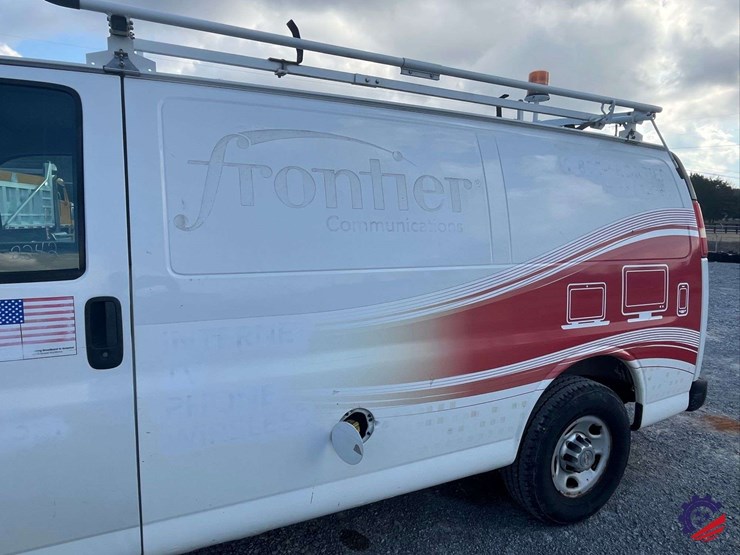 2012-chevrolet-express-van-image-18