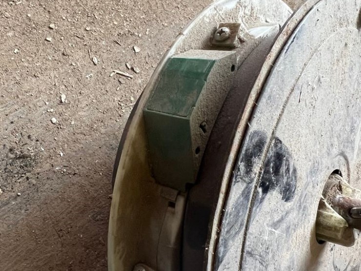 john-deere-7000-image-3