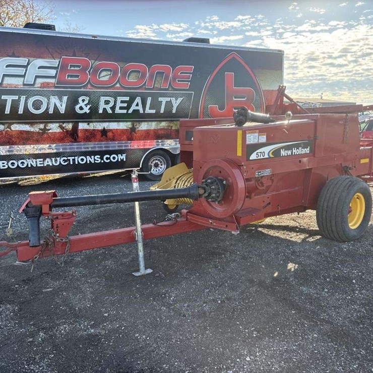 NEW HOLLAND 570