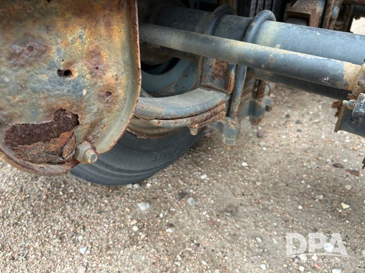 2014-neville-tender-trailer-image-25