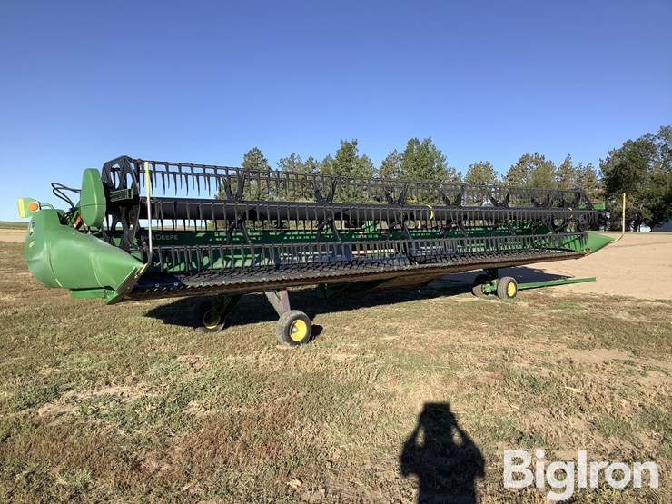 2017-john-deere-635d-image-5