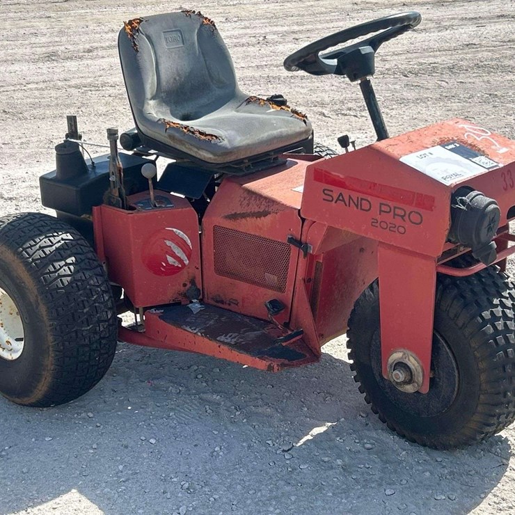 2010 Toro San Pro Bunker Rake