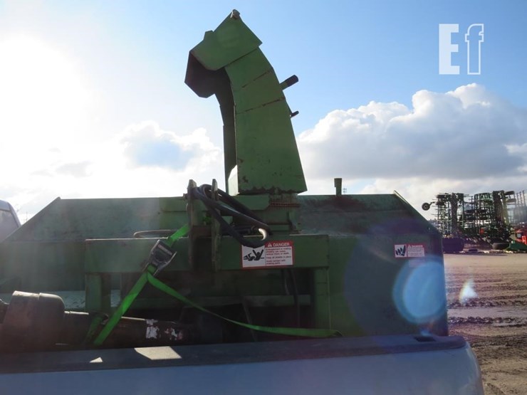 john-deere-686-image-2