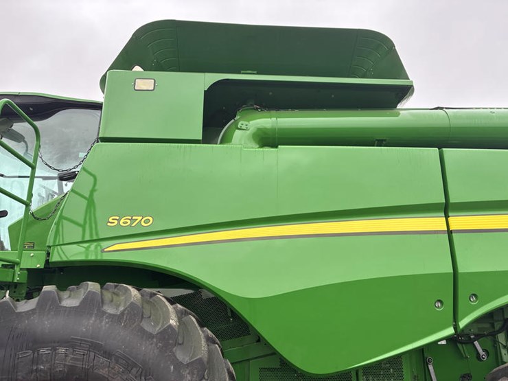 2013-john-deere-s670-image-21