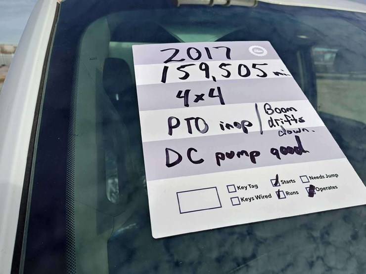 2017-ford-f550-image-17