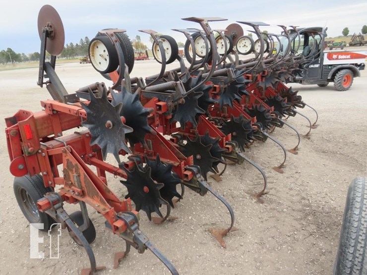 international-183-image-5