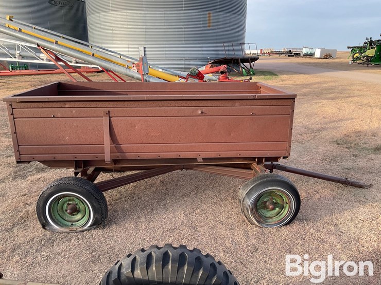 antique-grain-wagon-image-4