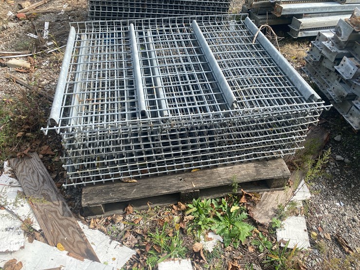 #92-•-(9)-pallet-racking-shelf-decking-image-2