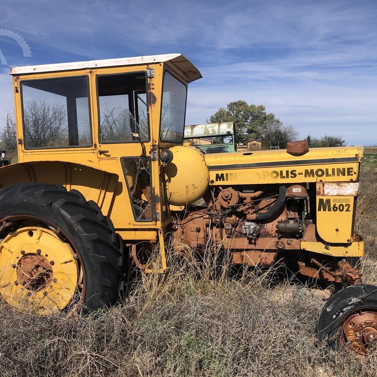 MINNEAPOLIS MOLINE M602