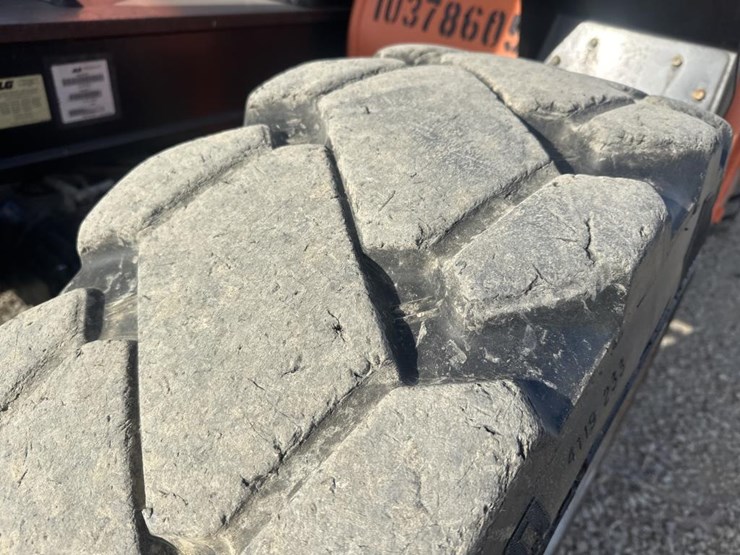 2015-jlg-g6-42a-image-53