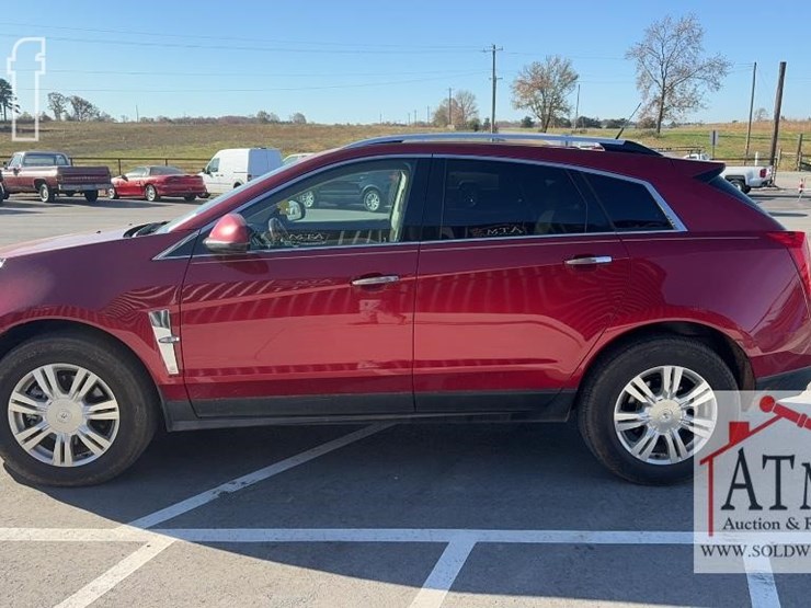 2010-cadillac-srx-image-6