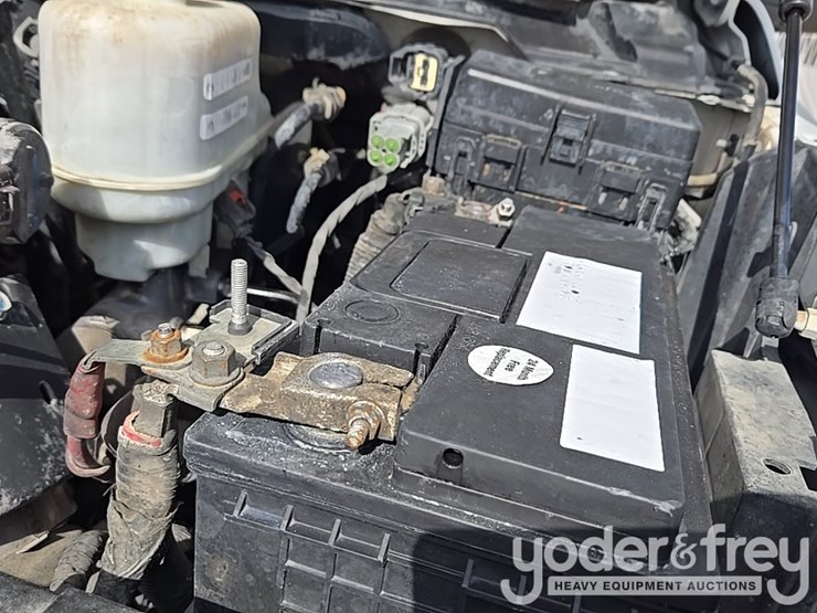 2014-dodge-service-truck-image-69