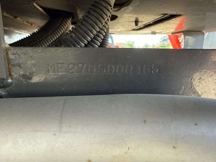 massey-ferguson-2705e-image-26