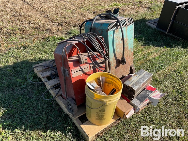 lincoln-/20thcentury-ac/dc-stick-welders-image-7