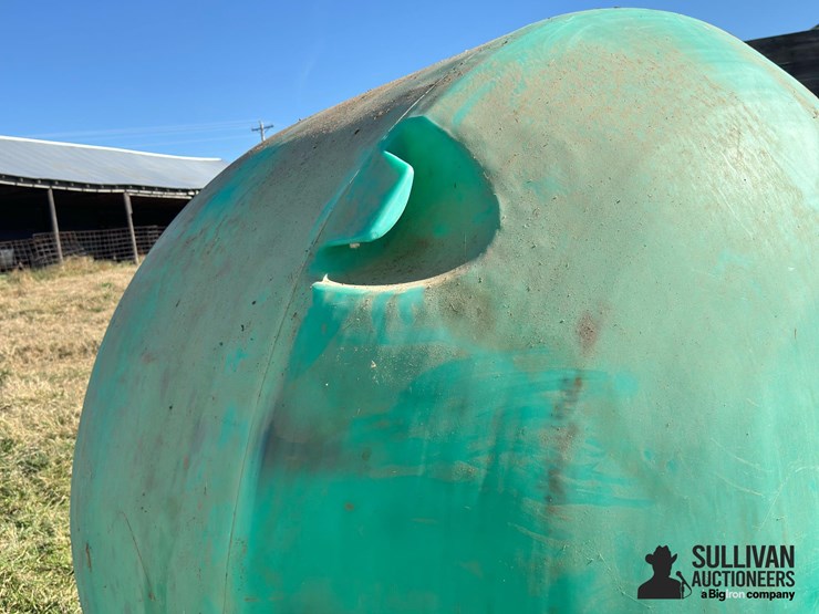 snyder-vertical-round-poly-tank-image-13