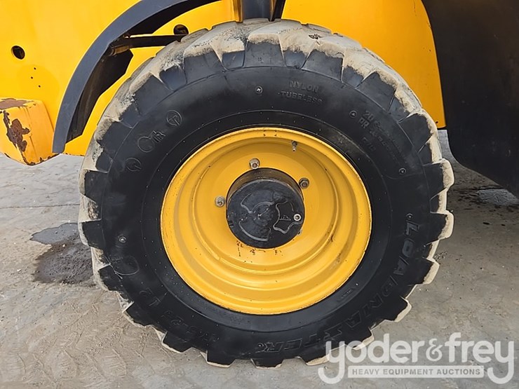 2017-jcb-512-56-image-29