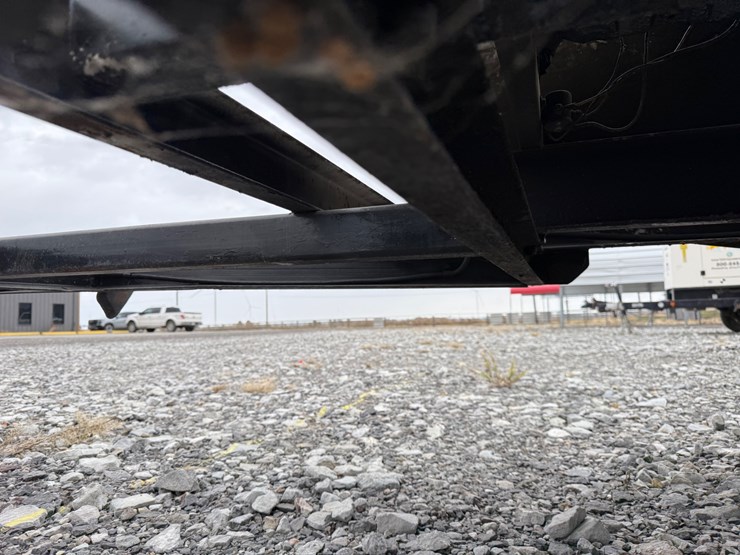 #8-•-cushion-cut-2525-3-cyl-power-unit-w/-trailer-inv#29196-image-13