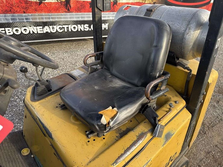 yale-propane-fork-truck-image-20