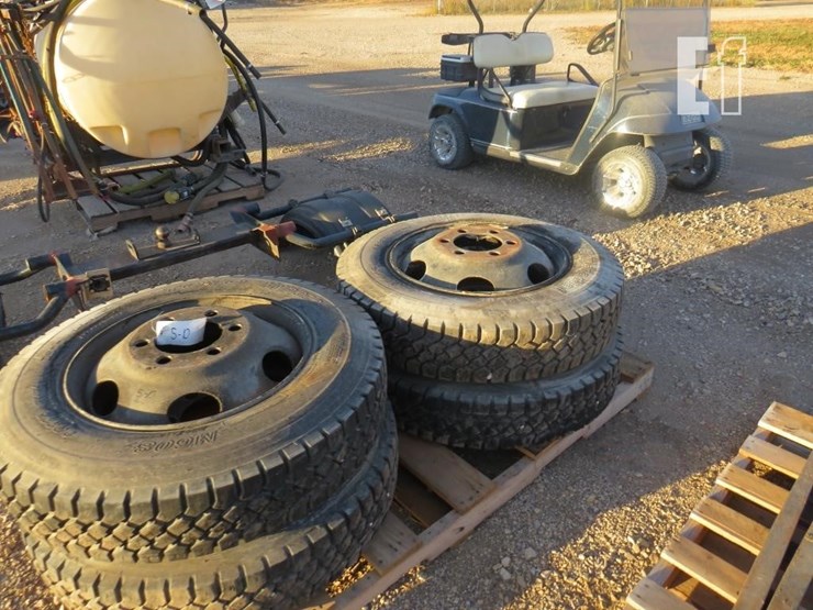 4-rims-and-tires-9r-225-image-3