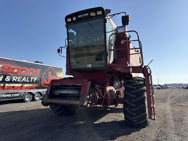 1992-case-ih-1680-image-7