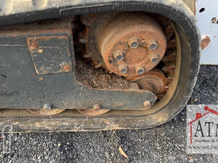 2008-bobcat-t190-image-11