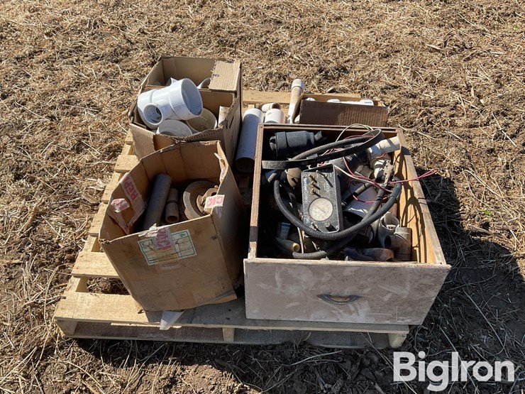 pallet-of-misc-plumbing-supplies-image-6