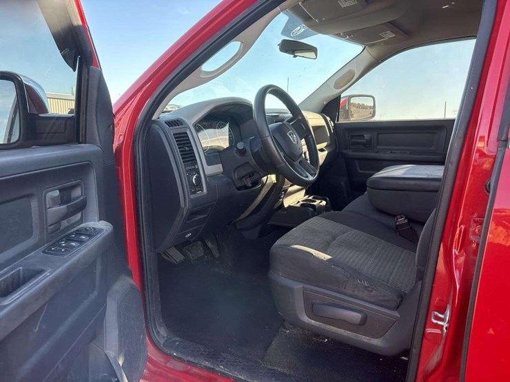 2010-dodge-ram-1500-image-37