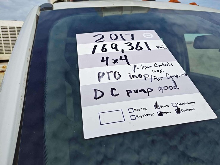 2017-ford-f550-image-36