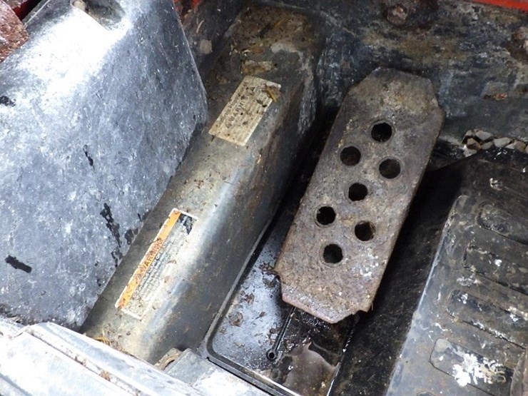 kubota-ssv65-image-26