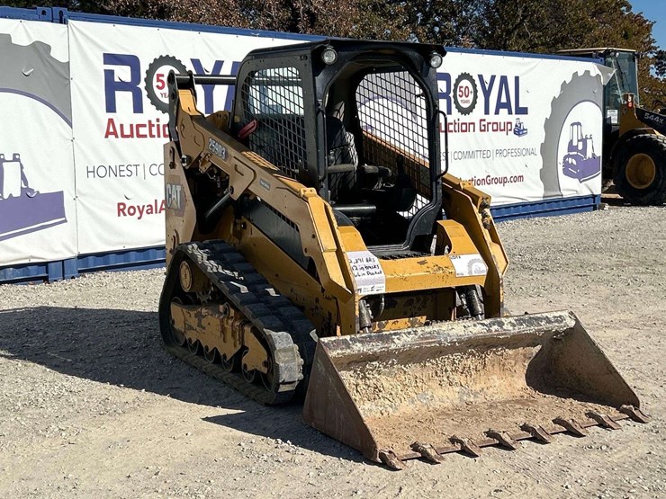 2020-caterpillar-259d3-image-4