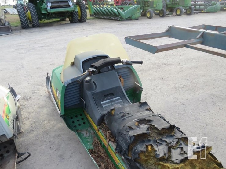 john-deere-340-image-5