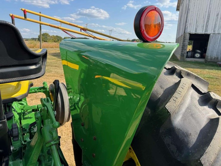 john-deere-2640-image-18