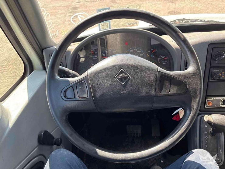 2007-international-durastar-4200-image-28