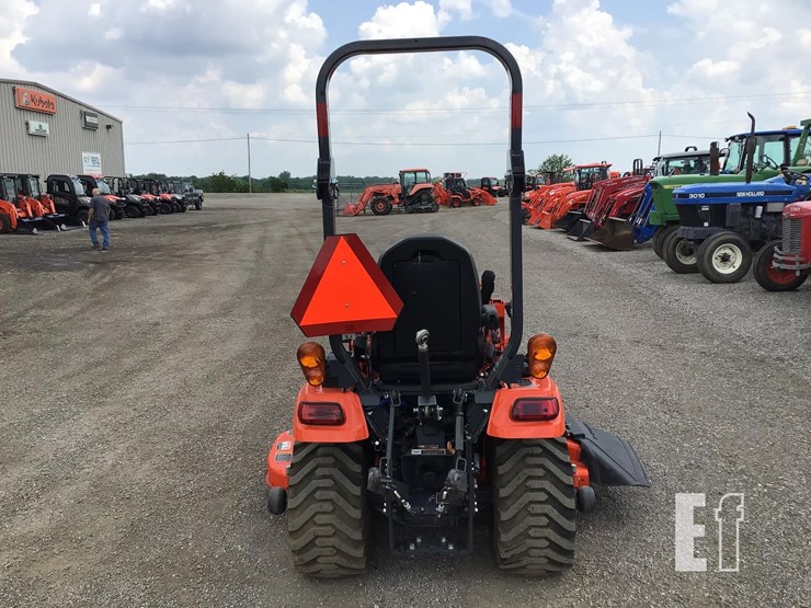 2018-kubota-bx2380-image-7
