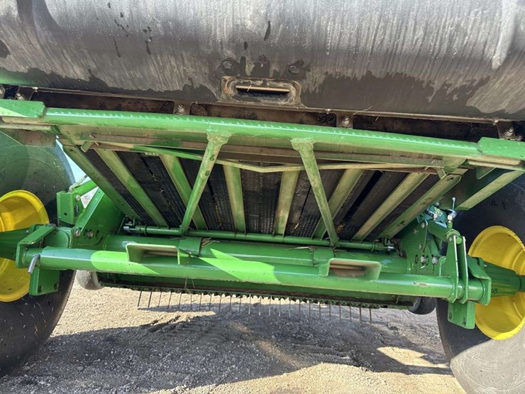 john-deere-450m-image-22