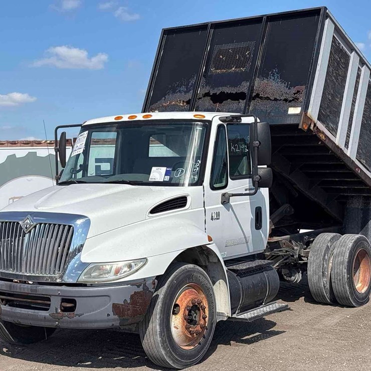 2007 INTERNATIONAL DURASTAR 4200
