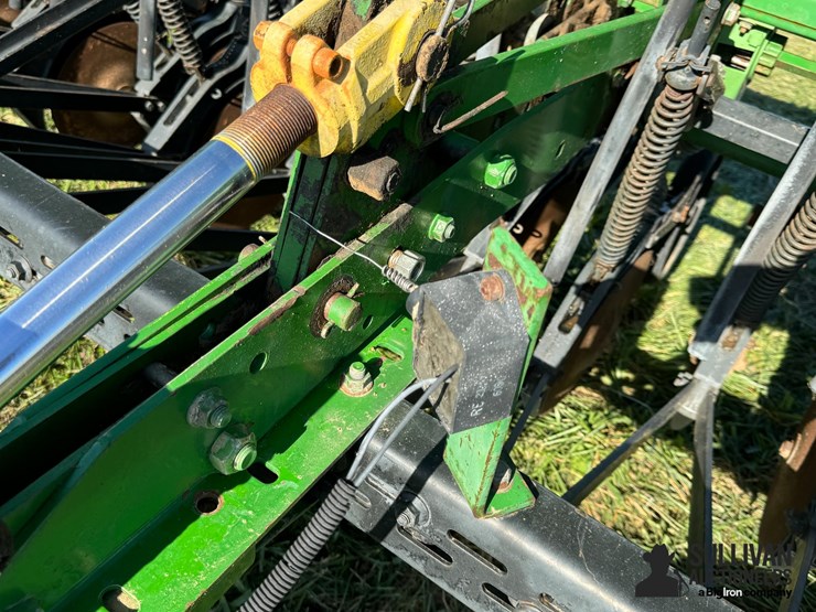 john-deere-450-image-13