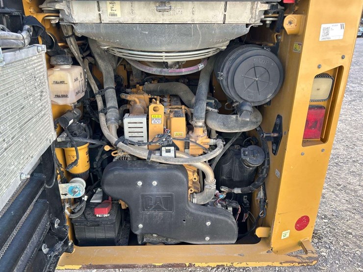 2021-caterpillar-289d3-image-8