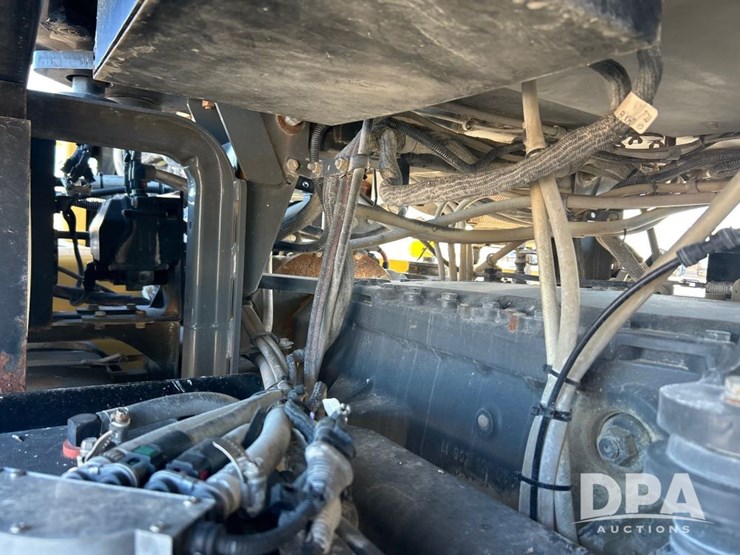 2012-terra-gator-8400b-dry-floater-(ls0482)-image-38