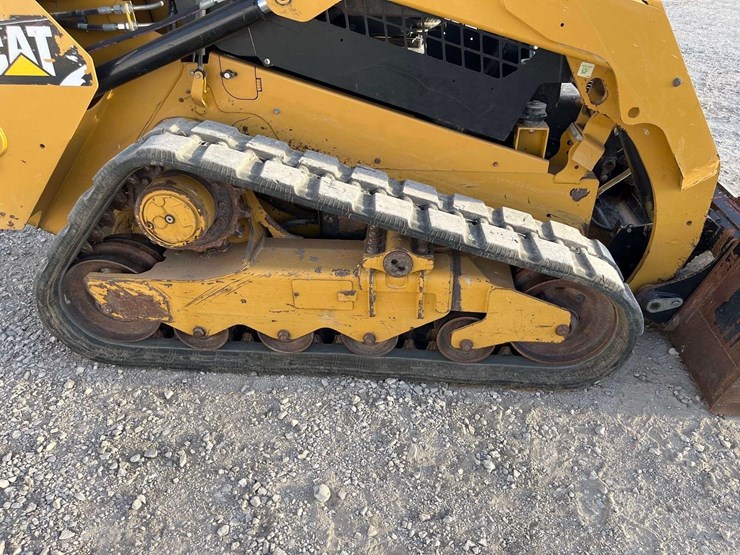 2018-caterpillar-259d-image-10