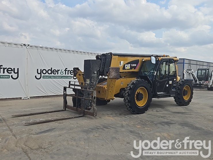 2019-caterpillar-tl1255d-image-1