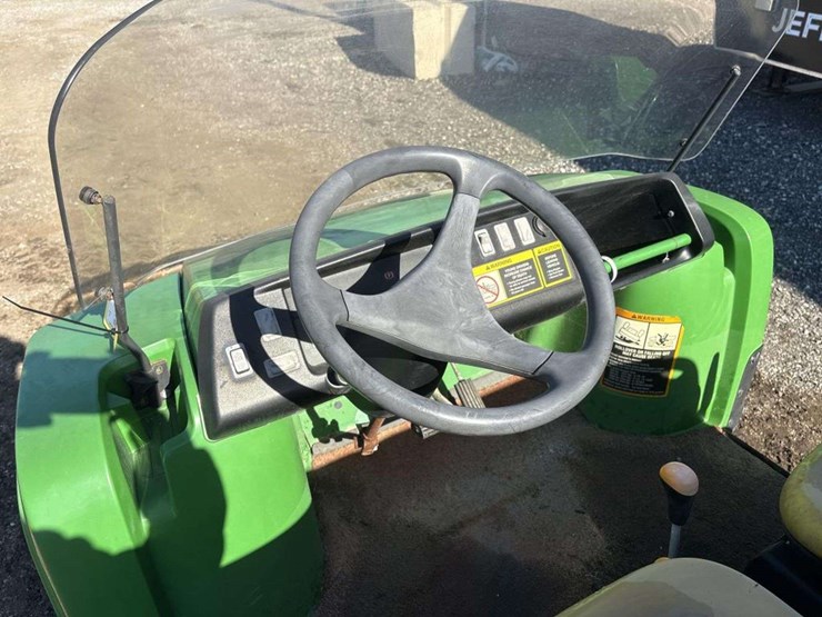 john-deere-gator-image-16