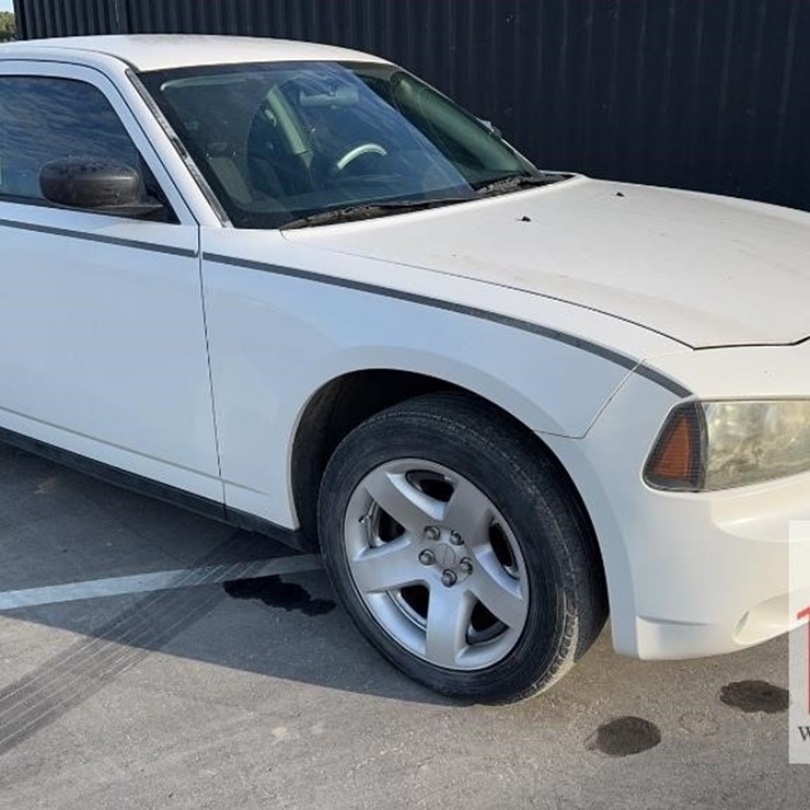 2010 DODGE CHARGER