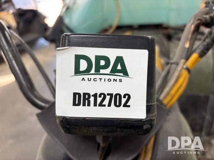 artic-cat-400-quad-(dr12702)-image-27