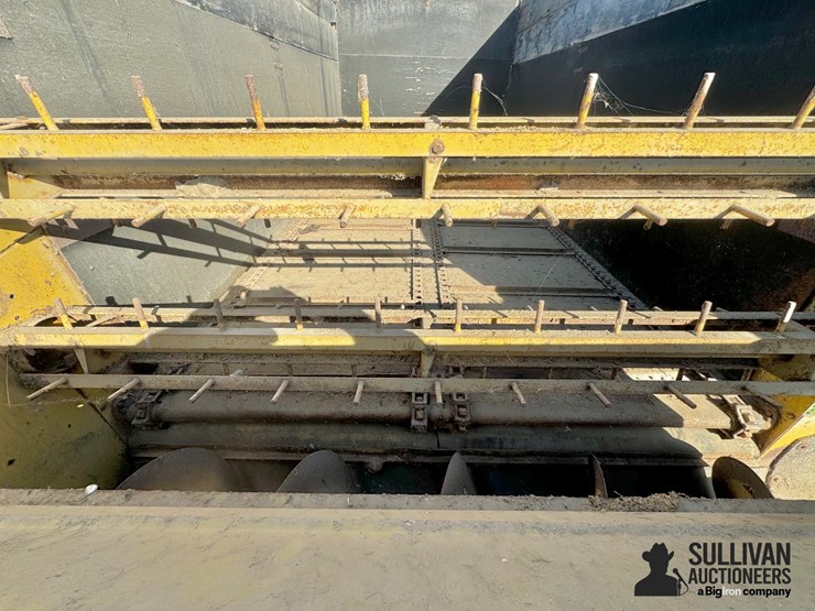 papec-14-forage-wagon-on-knowles-running-gear-image-19