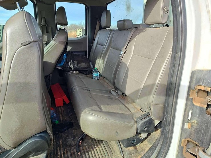 2017-ford-f550-image-43